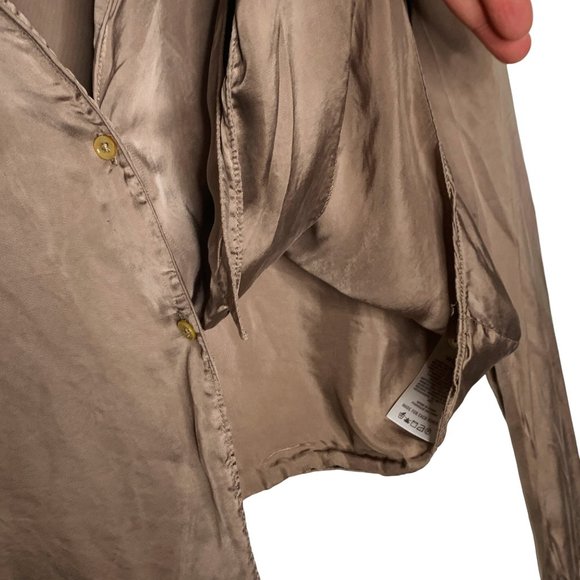 Wilfred Aritzia Gold Shimmer Tan Button Up Top Blouse Tie Cognac 2XS Cupro - Picture 15 of 16
